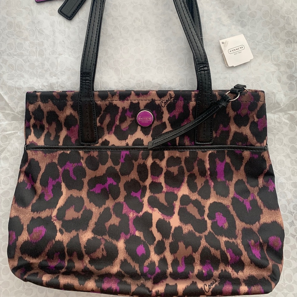 *COACH - Rare - Purple Leopard Purse*